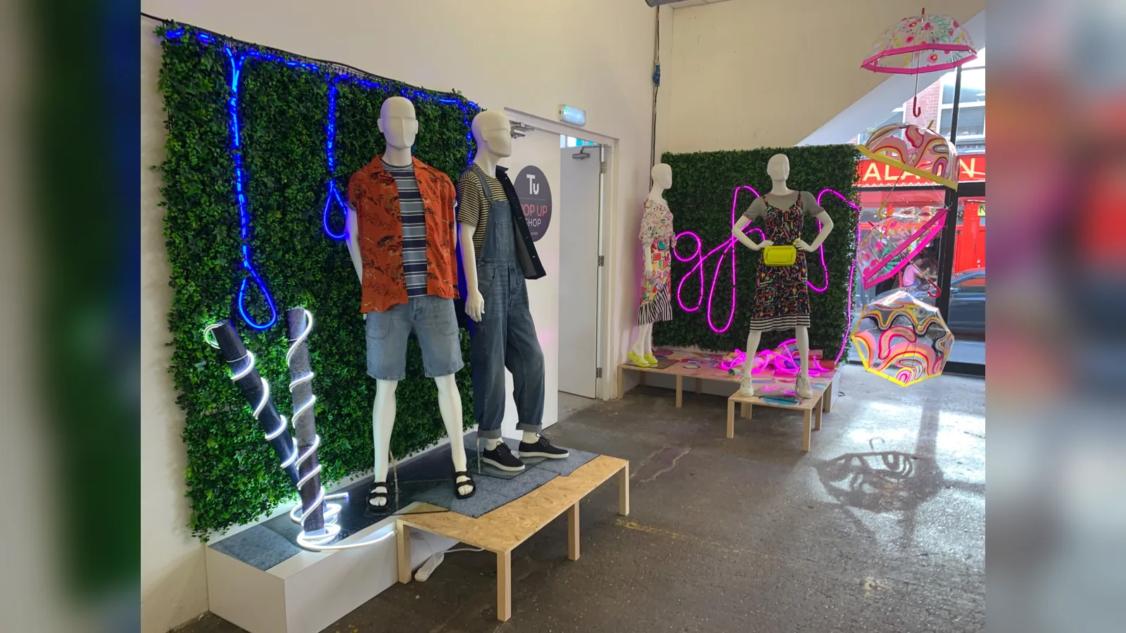 Live event scenic, lighting and AV — project image 27